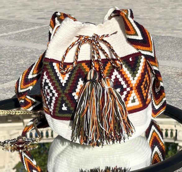 bolsosartesanales hechoamano culturawayuu mujeresindigenas arte emprendimiento piezaunica