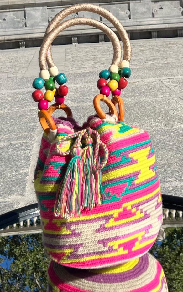 bolsosartesanales hechoamano culturawayuu mujeresindigenas arte emprendimiento piezaunica